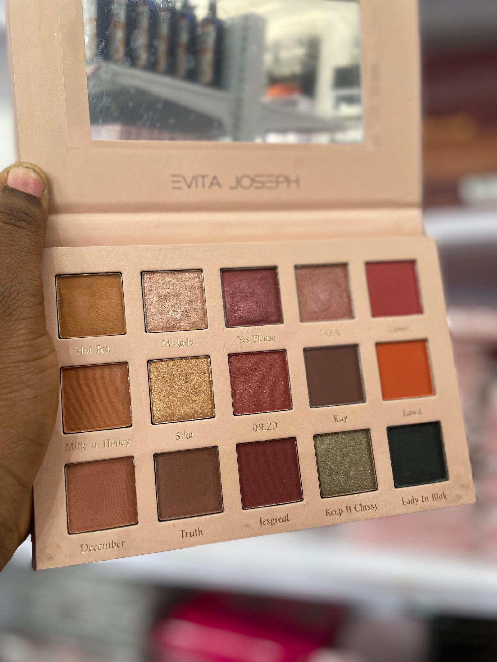 EVITA Joseph eyeshadow 