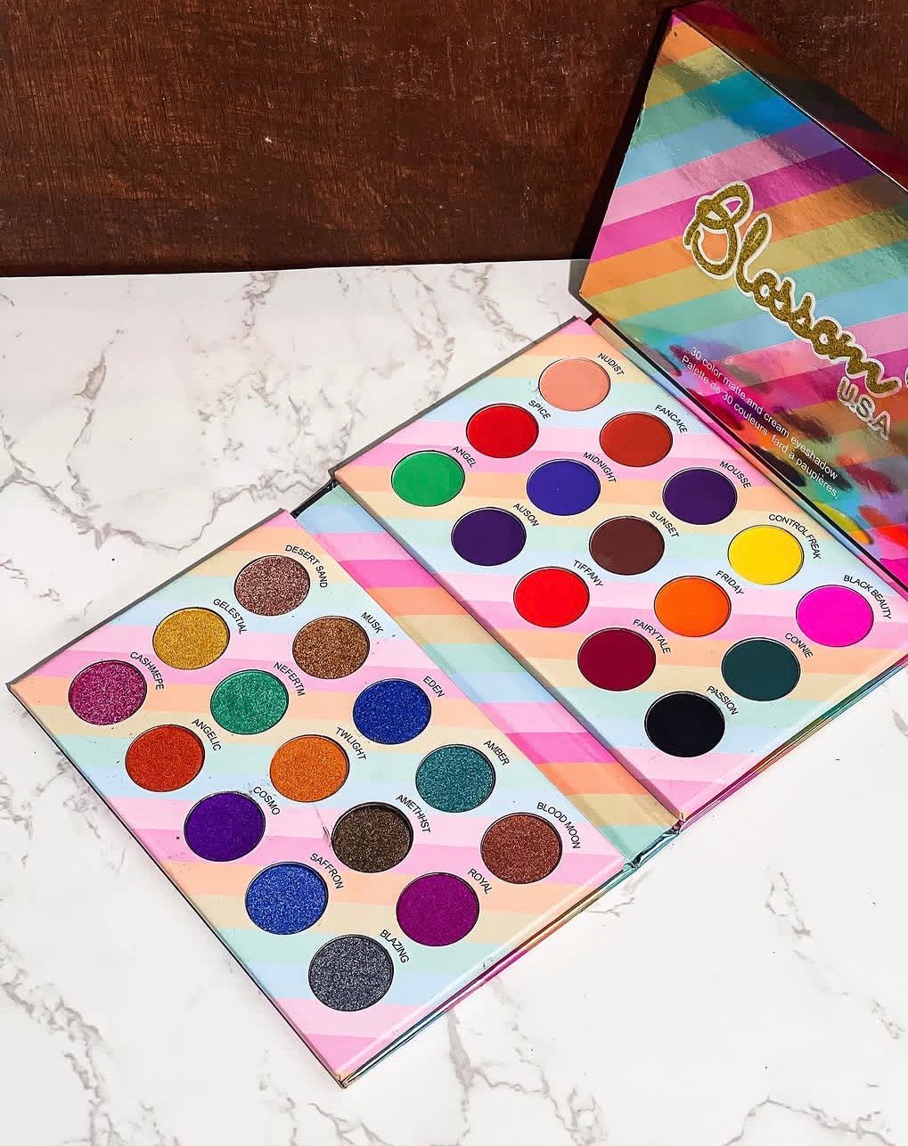 Blossom mini eyeshadow pallet 