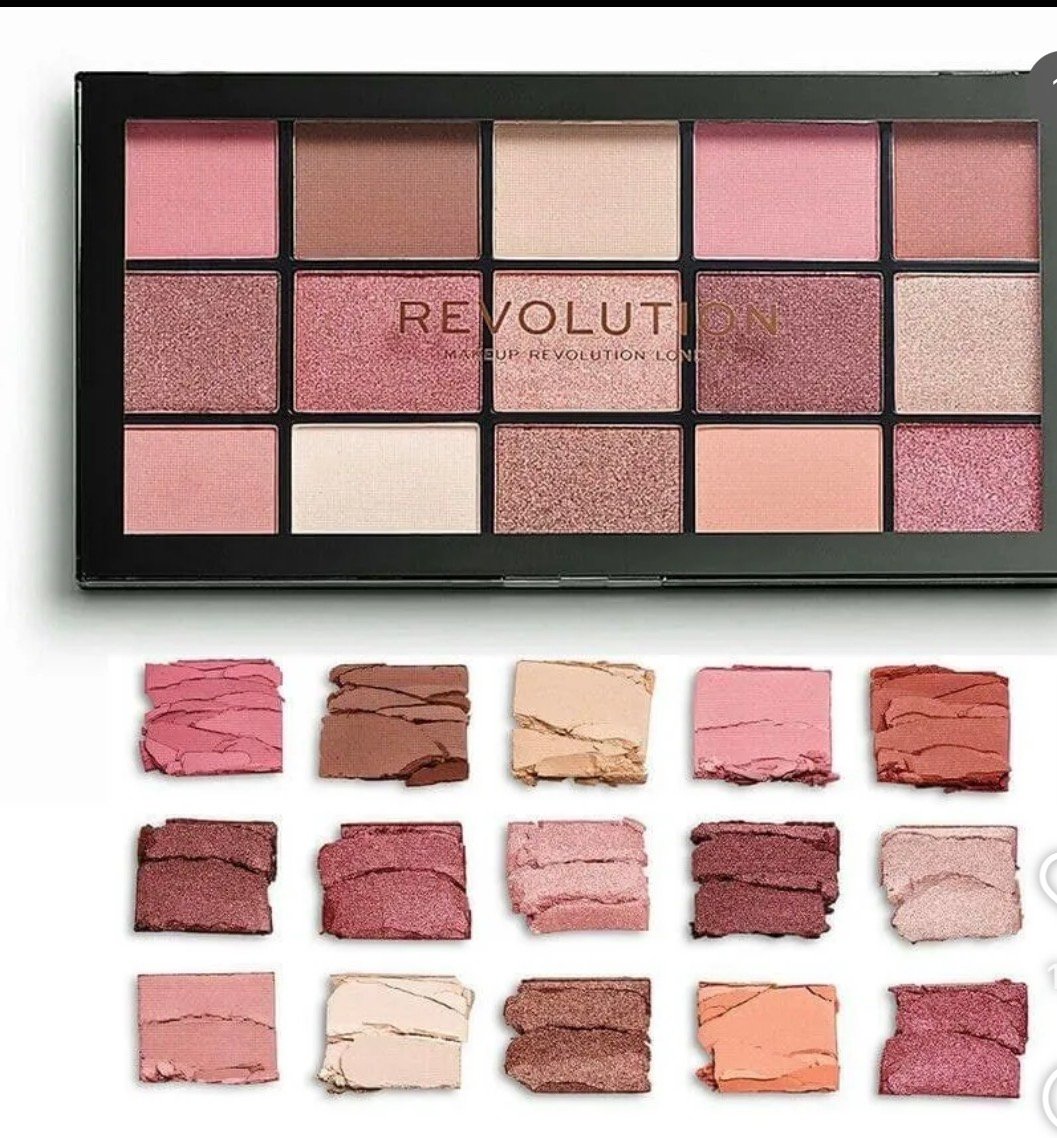Revolution eyeshadow pallet 