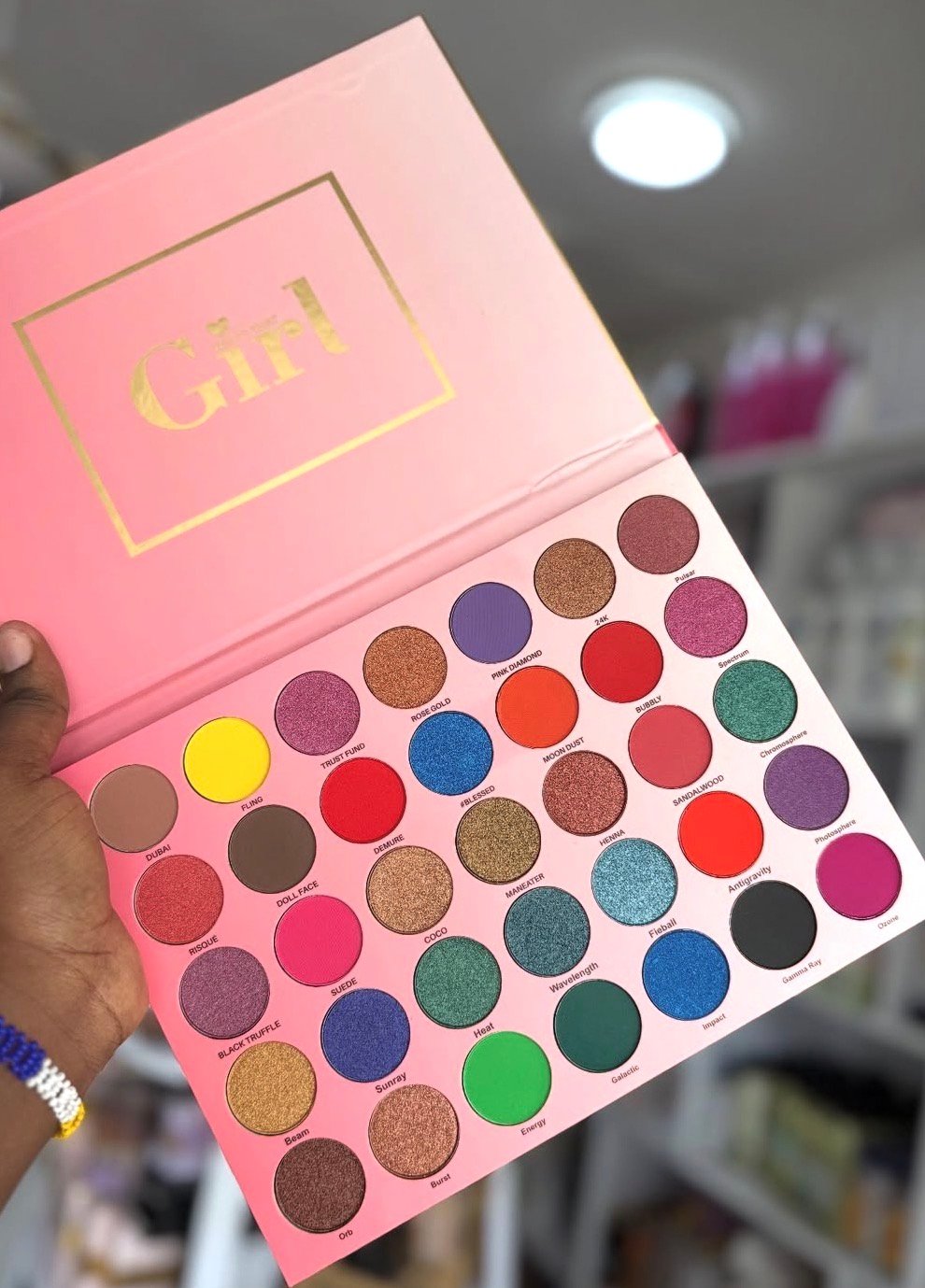 Girl eyeshadow pallet medium 