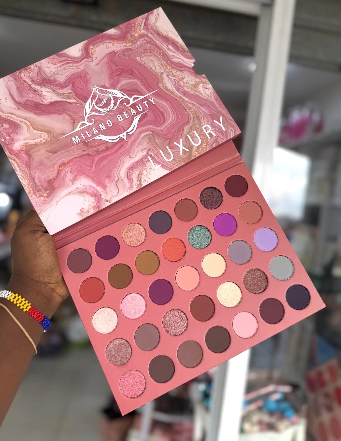 Milano luxury eyeshadow pallet 