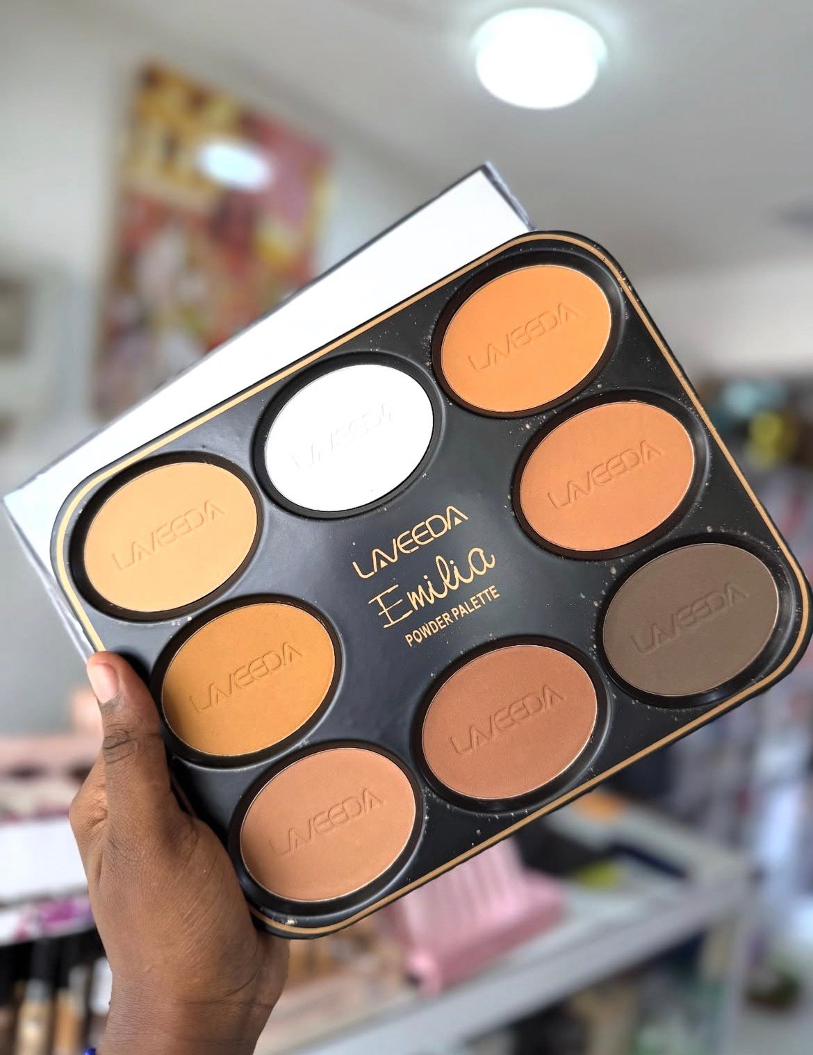 Laveeda small powder pallet 