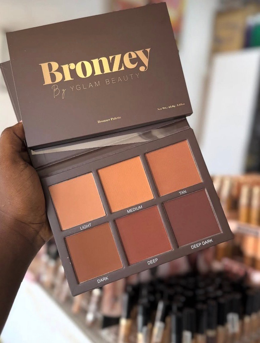 Yglam eyeshadow pallet 