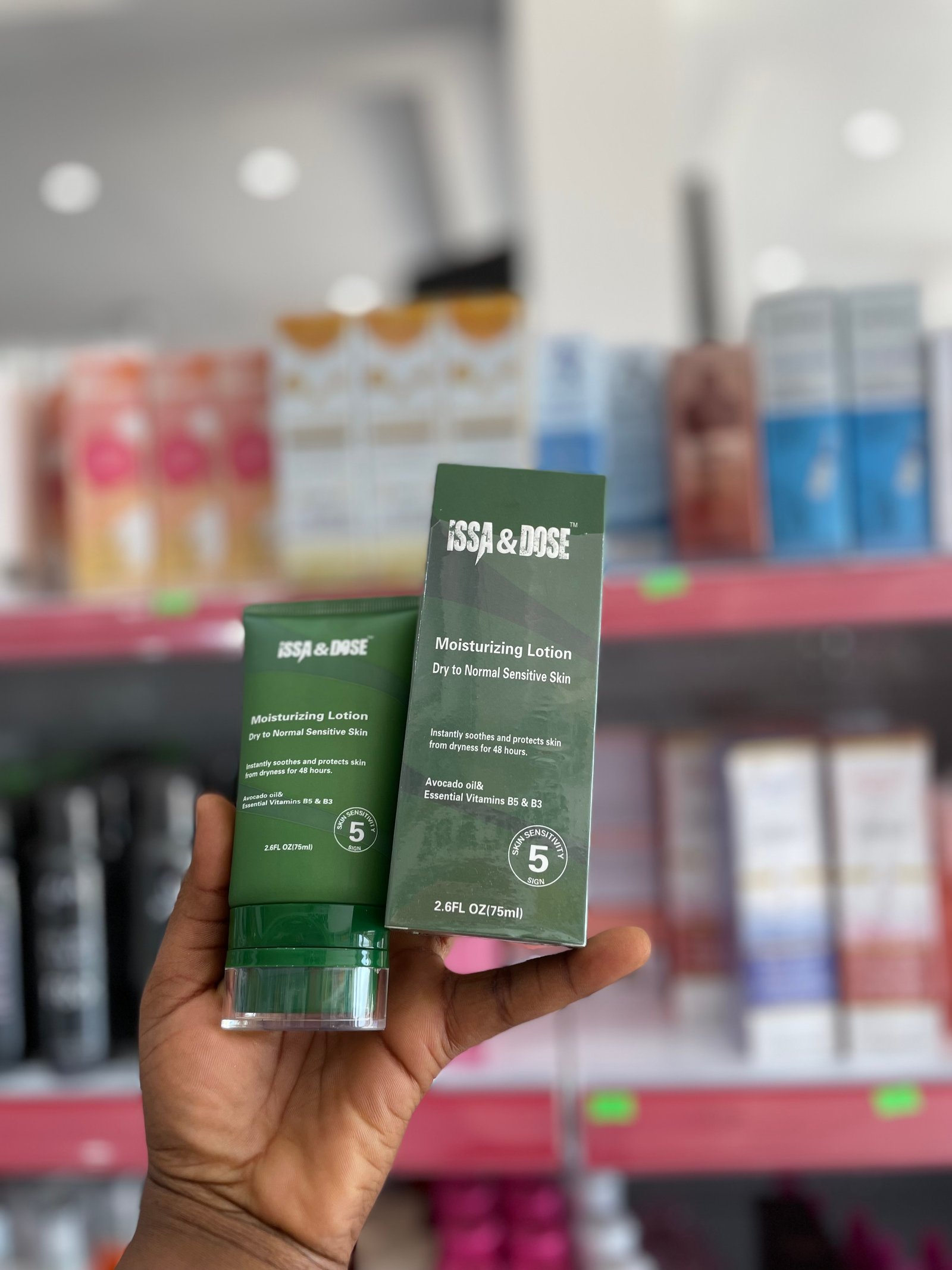 Issa and dose moisturizing lotion 