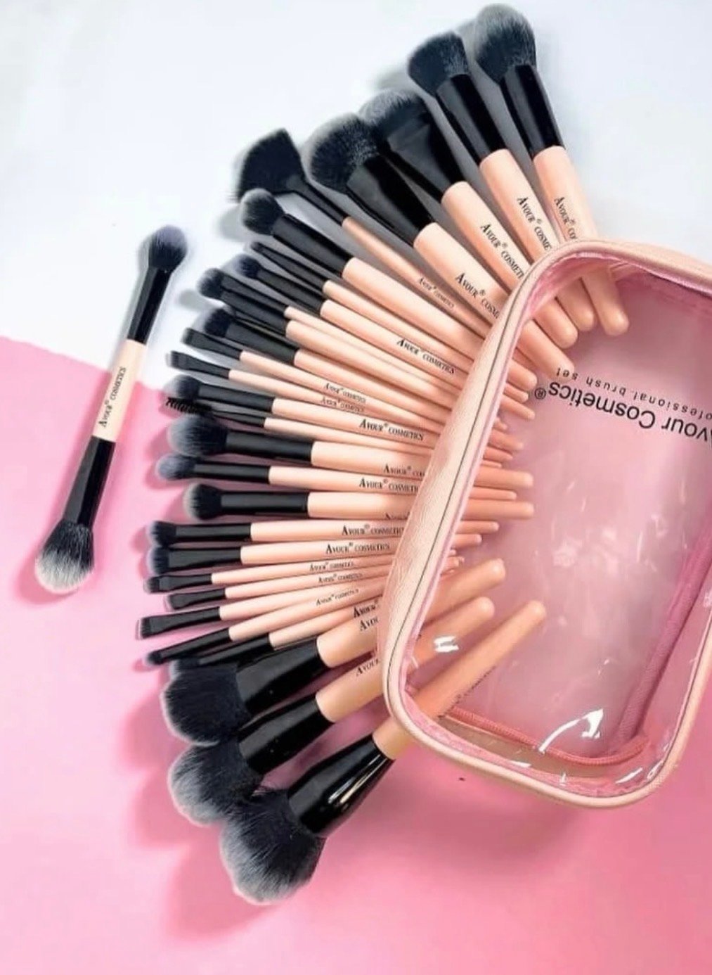 Avour brush set 