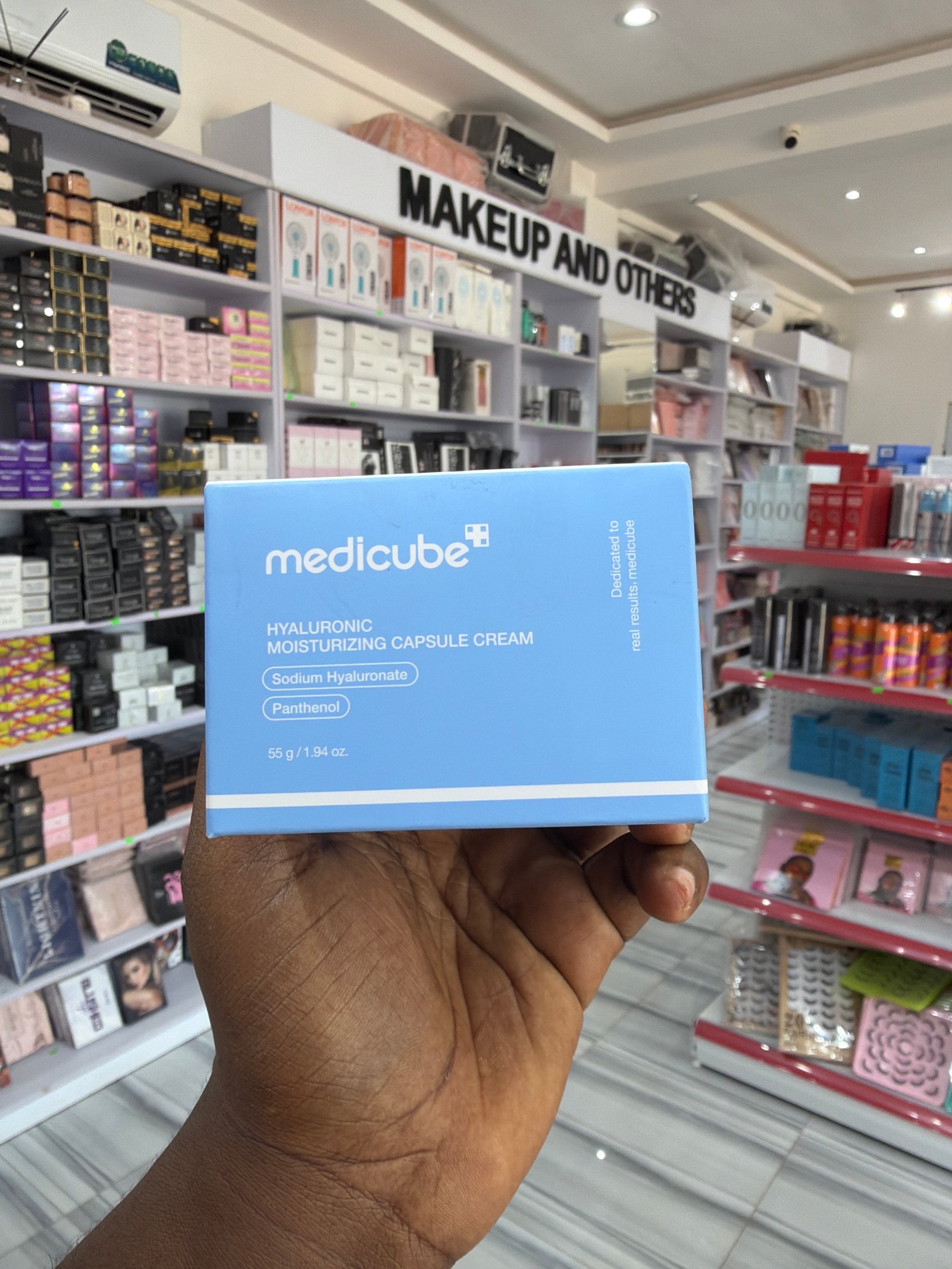 Medicube hyauronic moisturizing capsule cream 