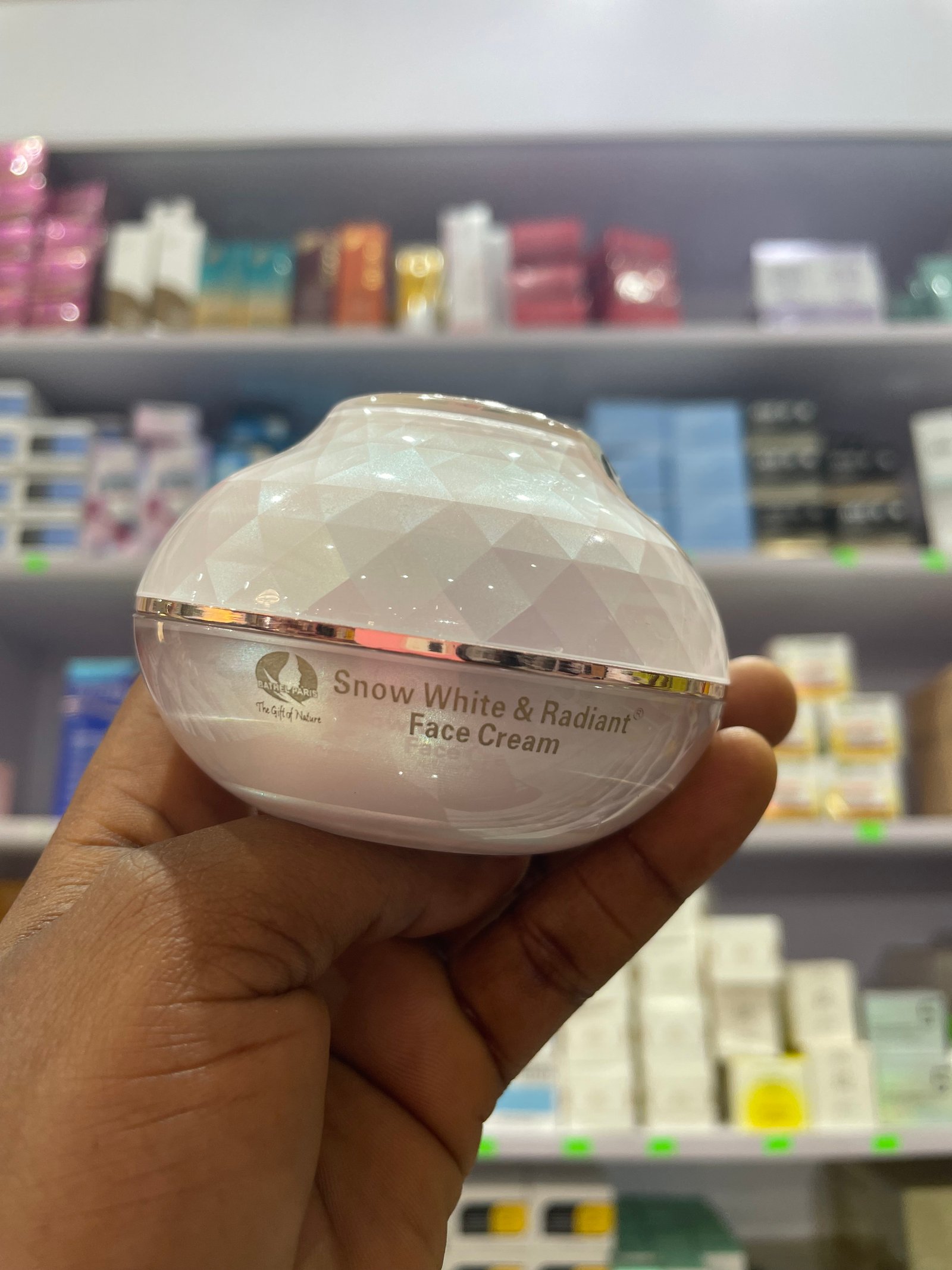 Snow white face cream 