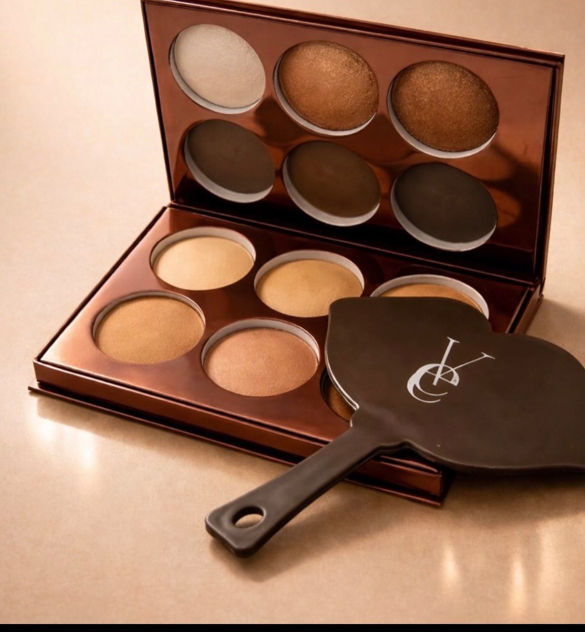 Vee face sculpt powder pallet 