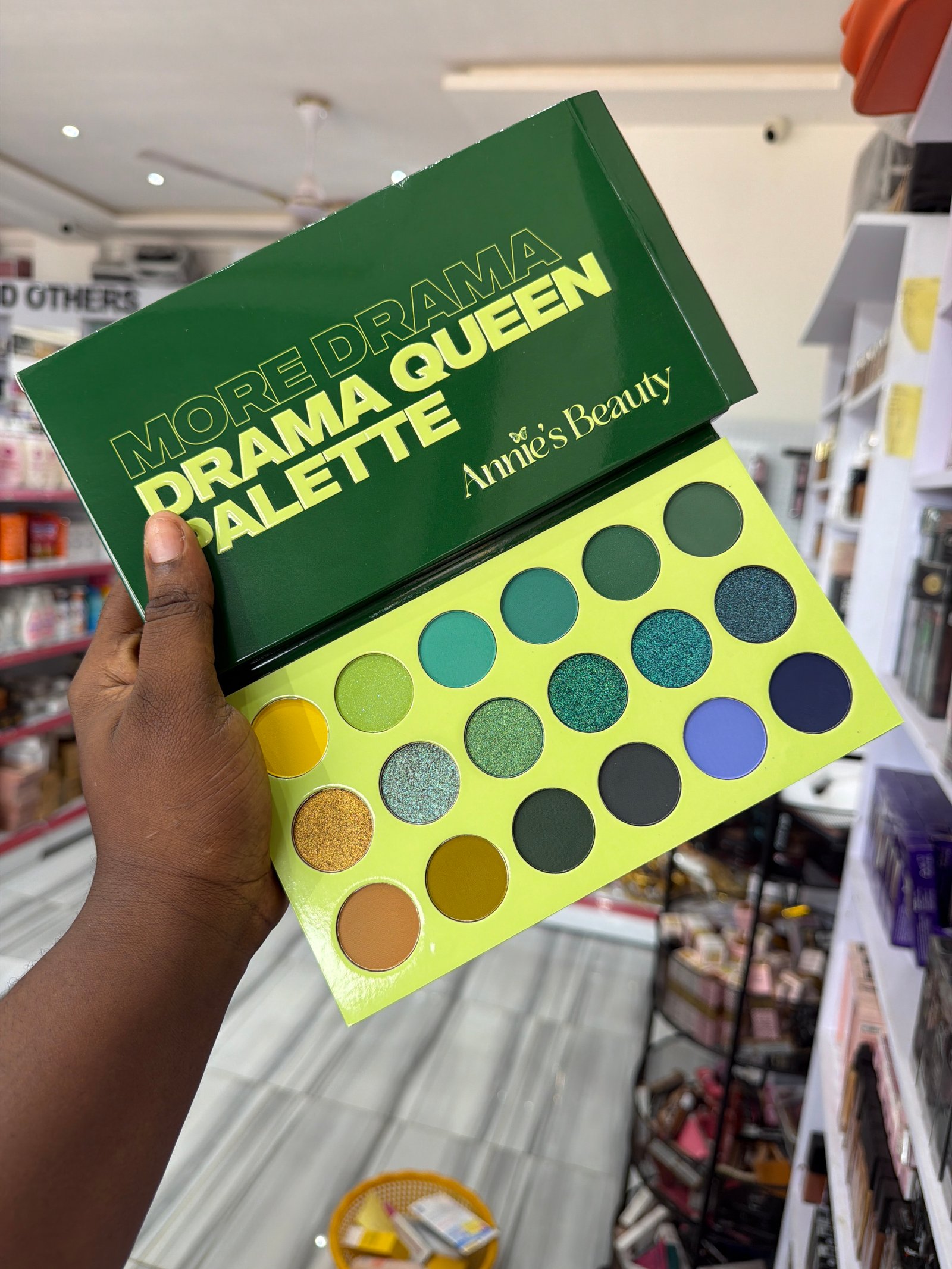 Annies more drama queen pallet 