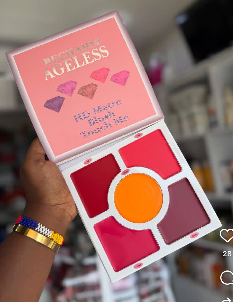 Becharm cream blush 
