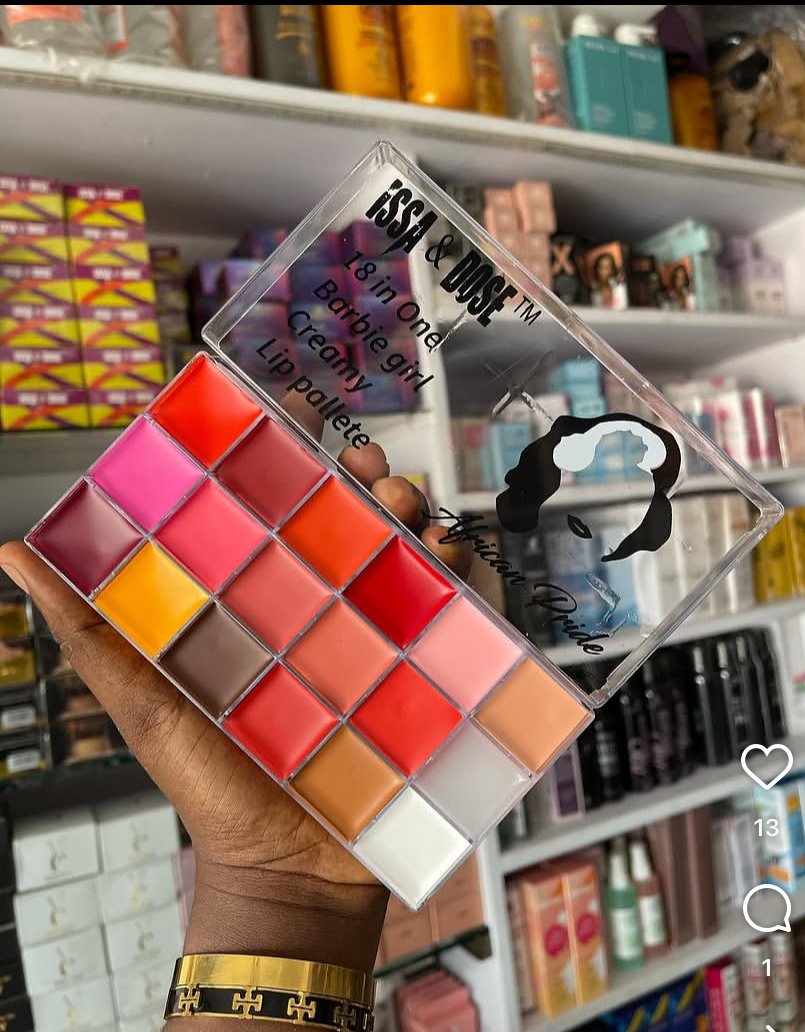 Issa and dose barbie girl lipstick pallet 