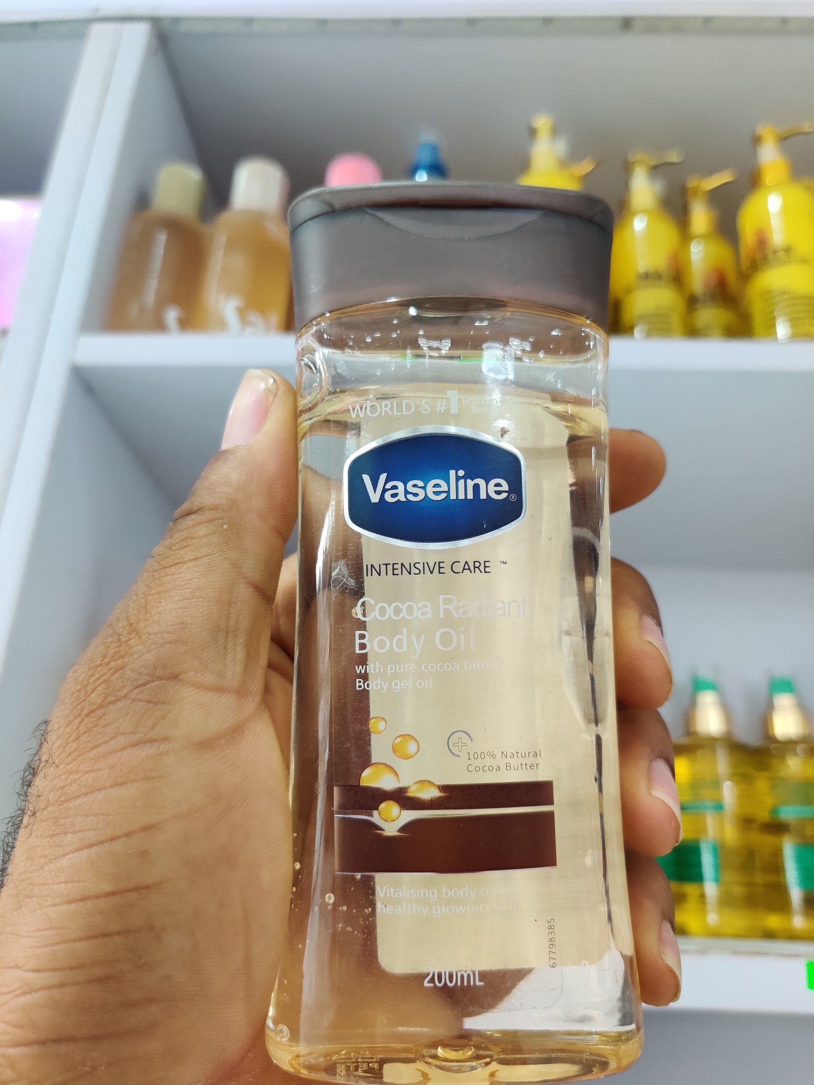 Vaseline cocoa radiant oil