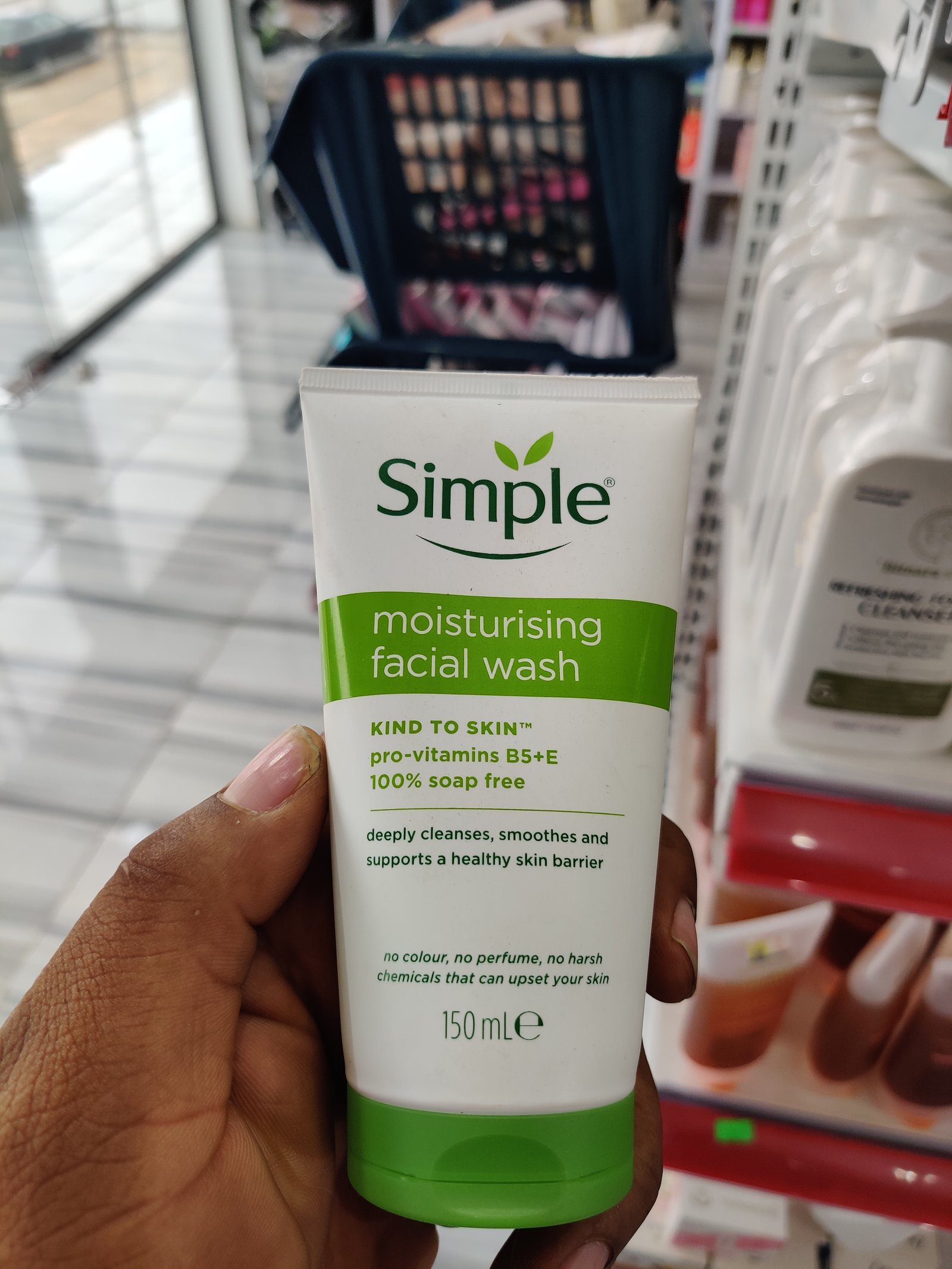 Simple moisturizing wash