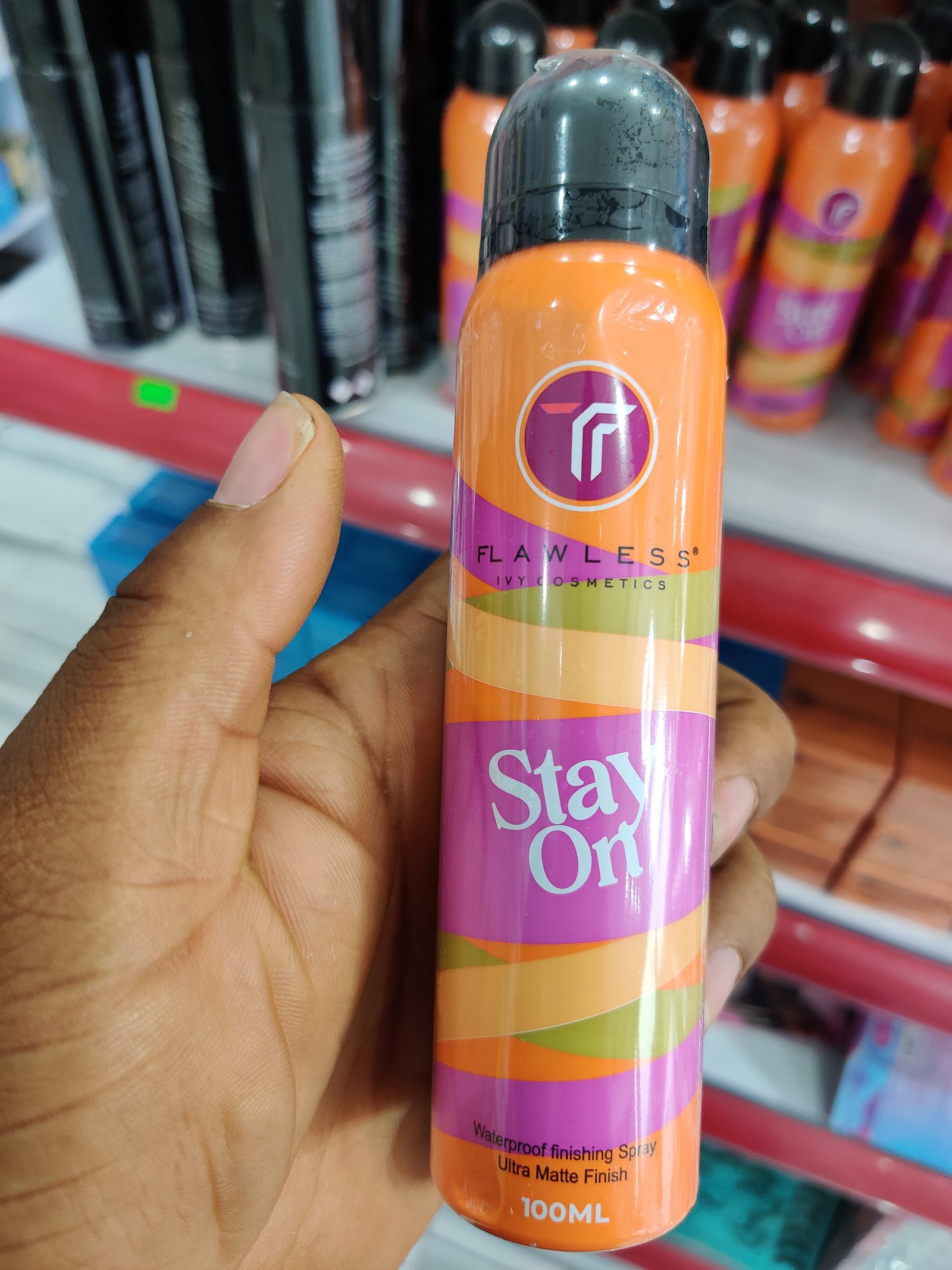Flawless ivy stay on
