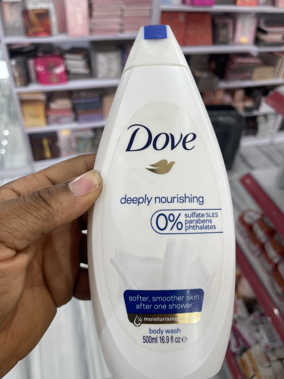 Dove Deeply Nourishing Body Wash, 0% sulfate/SLES/parabens/phthalates, 1/4 moisturising cream 500mL / 16.9fl oz
