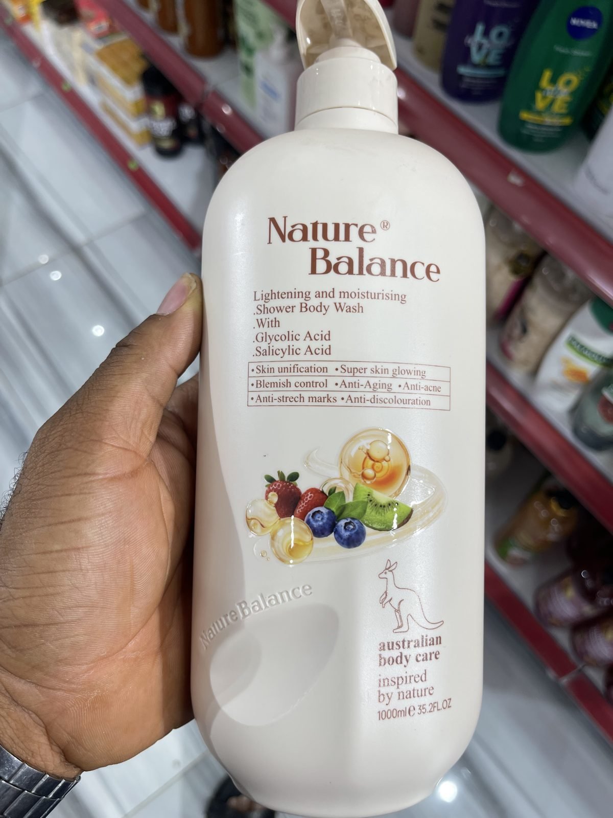 Nature Balance Lightening and Moisturising Shower Body Wash with Glycolic Acid & Salicylic Acid 1000ml / 35.2 FL OZ