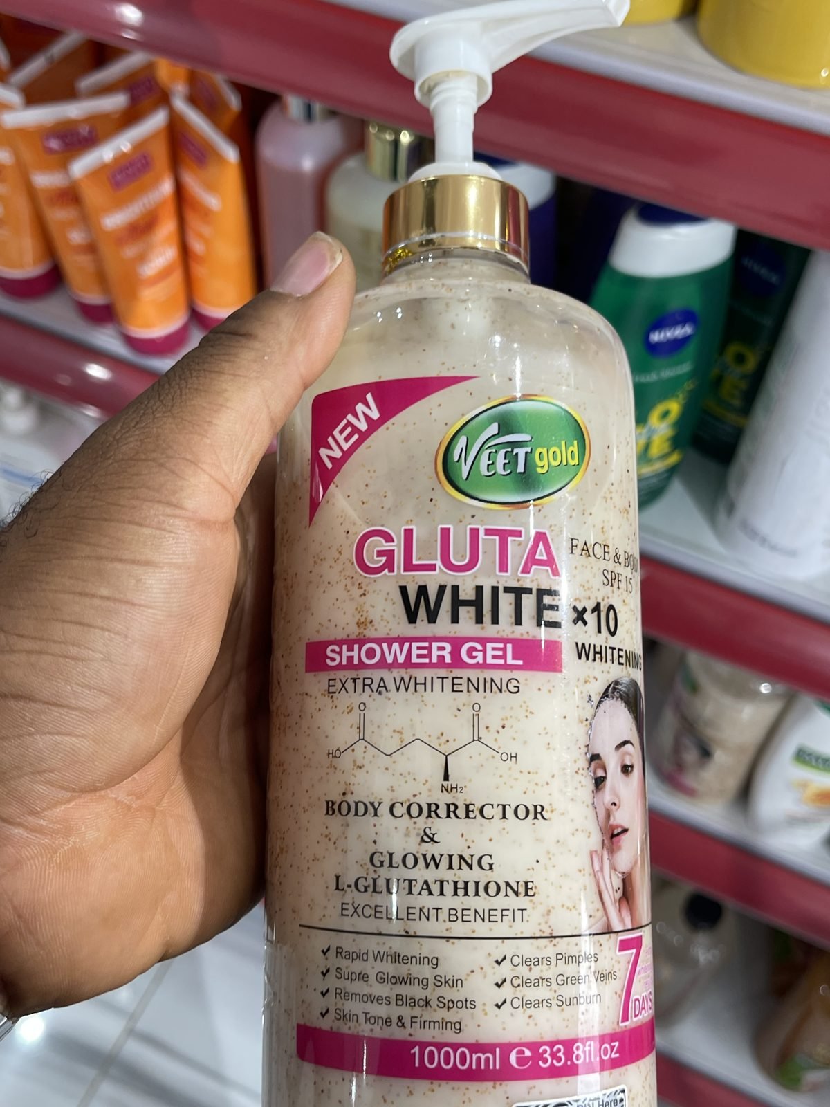 Veet Gold Gluta White Shower Gel - Extra Whitening x10, Body Corrector & Glowing L-Glutathione, Face & Body SPF15 1000ml / 33.8 fl.oz