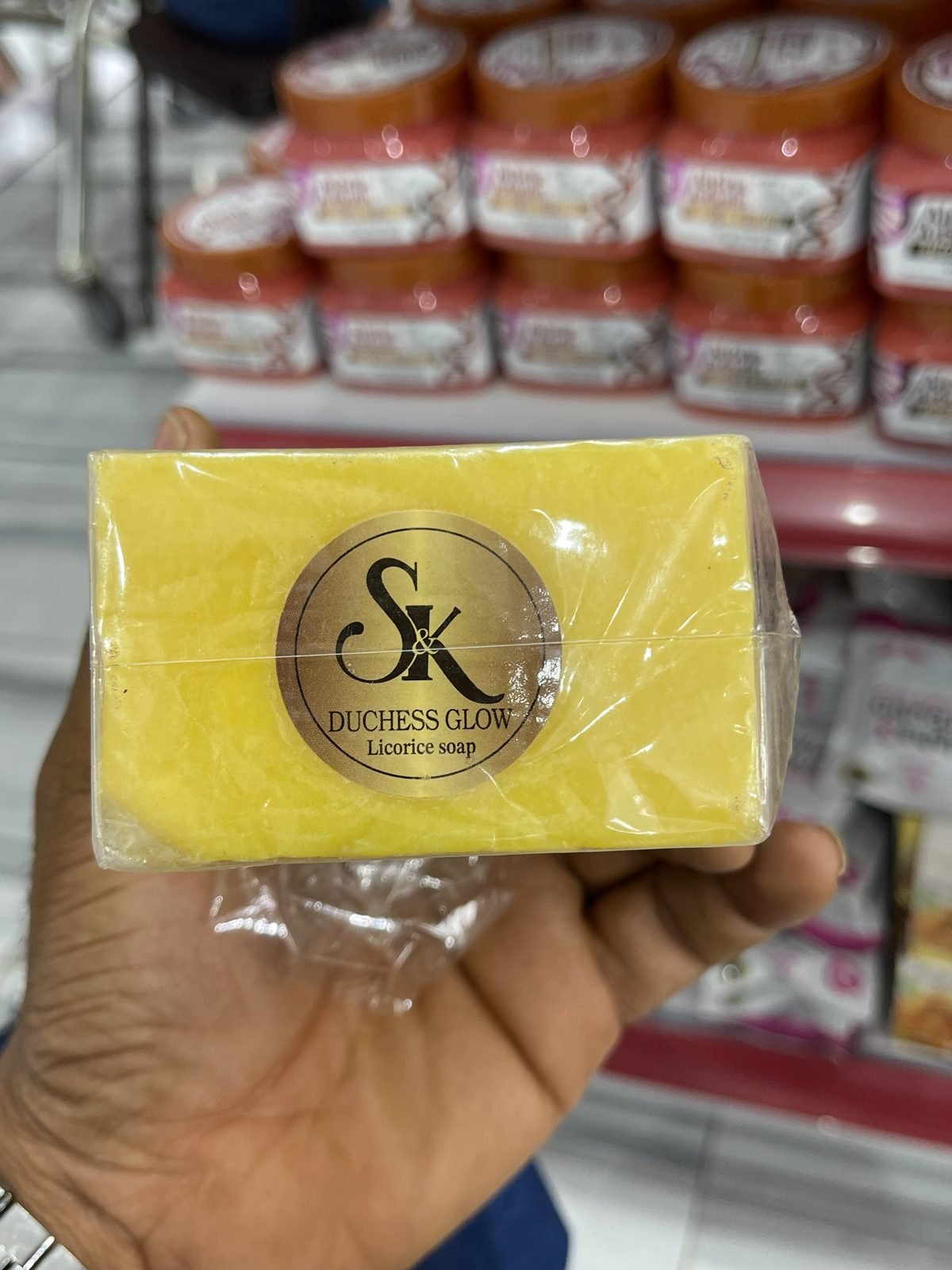 Sk  Duchess Glow Licorice soap