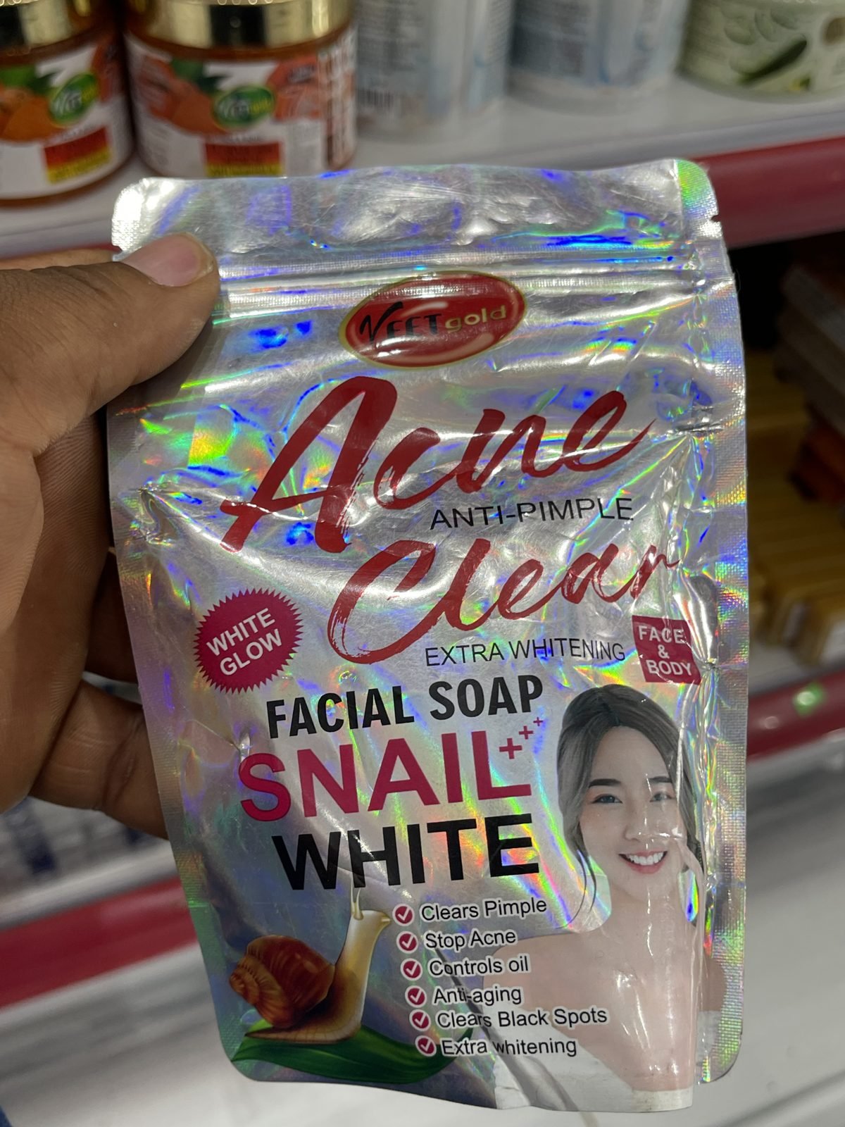 Veet Gold Acne Clear Anti-Pimple Facial Soap Snail+++ White
