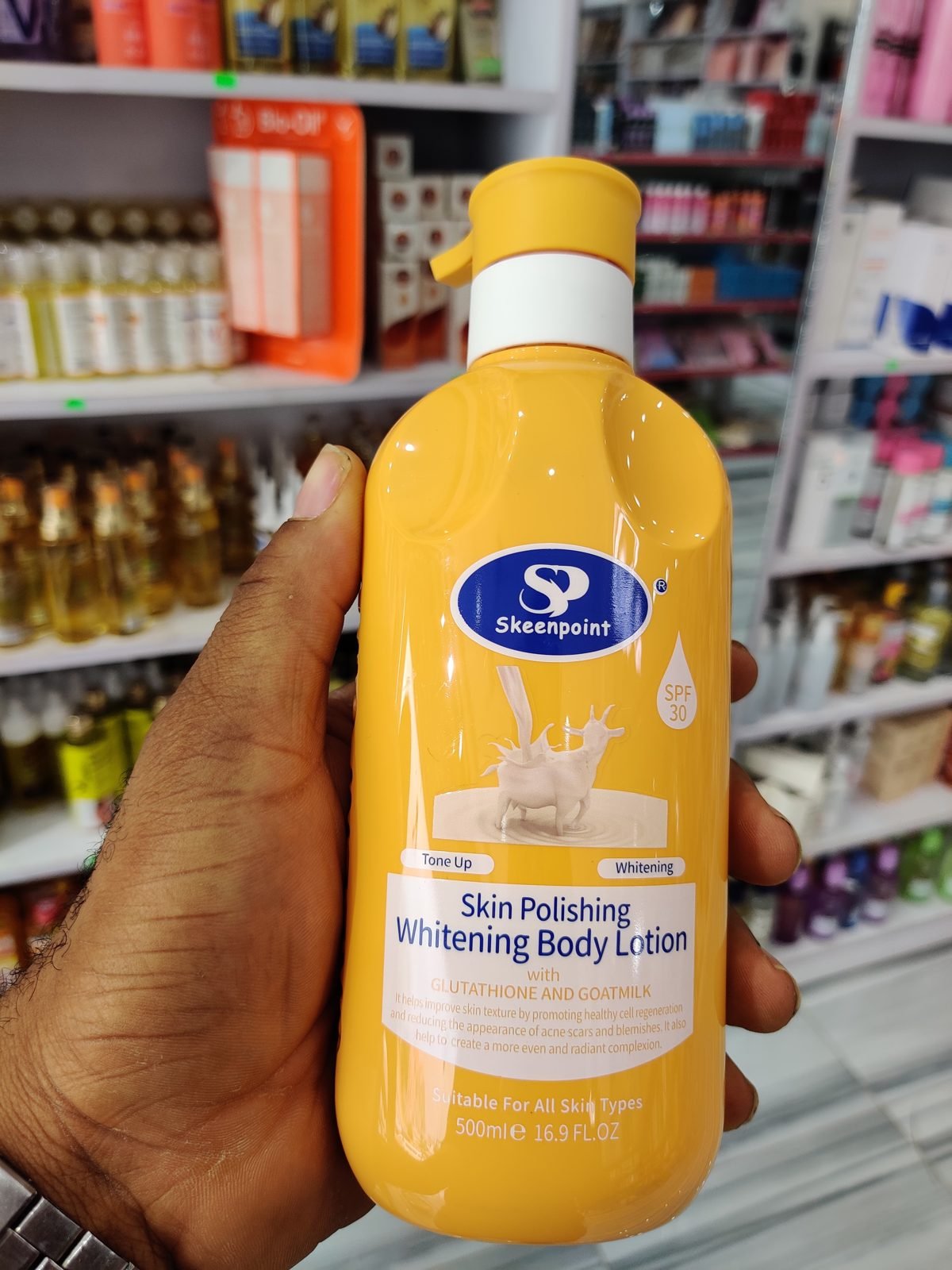 SP Skeenpoint Skin Polishing Whitening Body Lotion, Glutathione and Goatmilk, SPF30 500ml