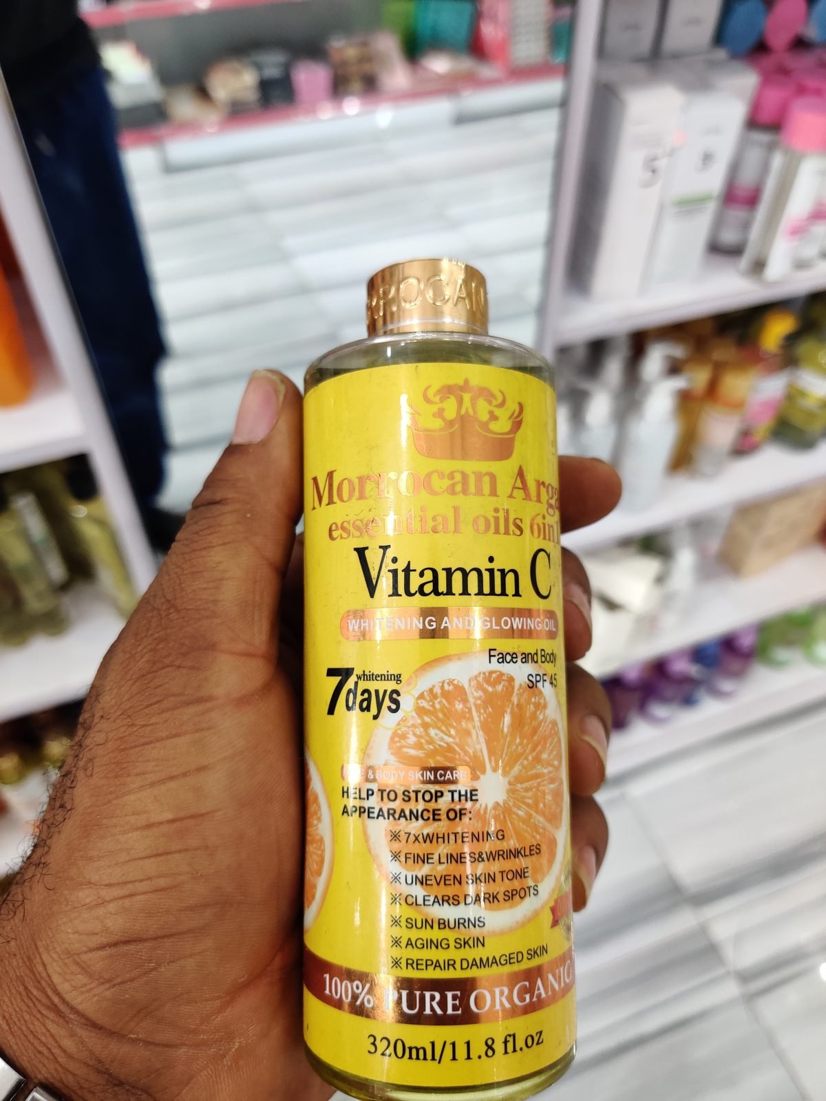 Skeenpoint Vitamin C + Turmeric Brightening and Lightening Oil SPF30 300ml / 11 fl.oz