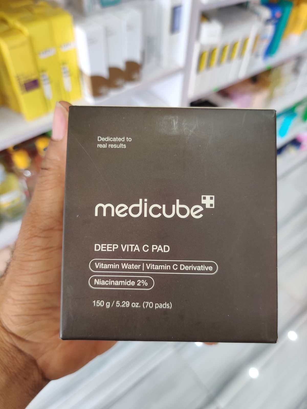 medicube Deep Vita C Pad (Vitamin Water/Vitamin C Derivative, Niacinamide 2%) 150 g / 5.29 oz / 70 pads