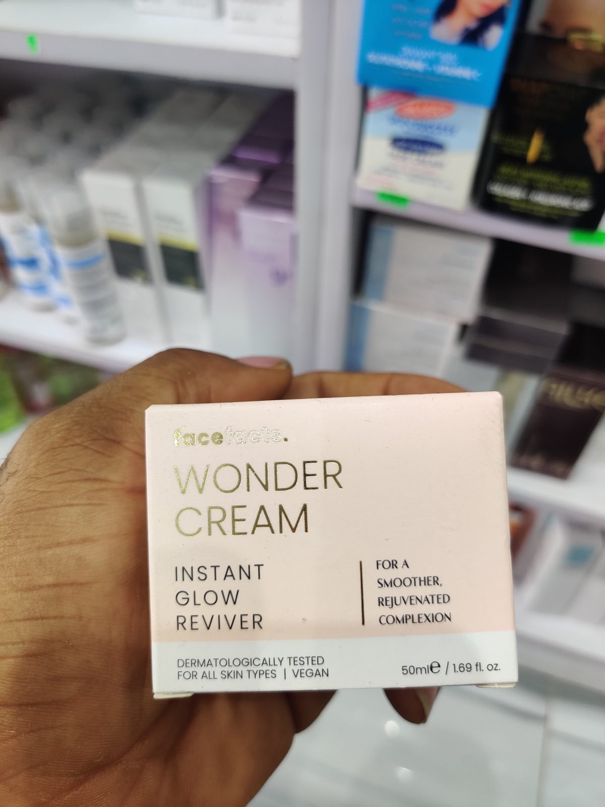 face facts Wonder Cream Instant Glow Reviver 50ml