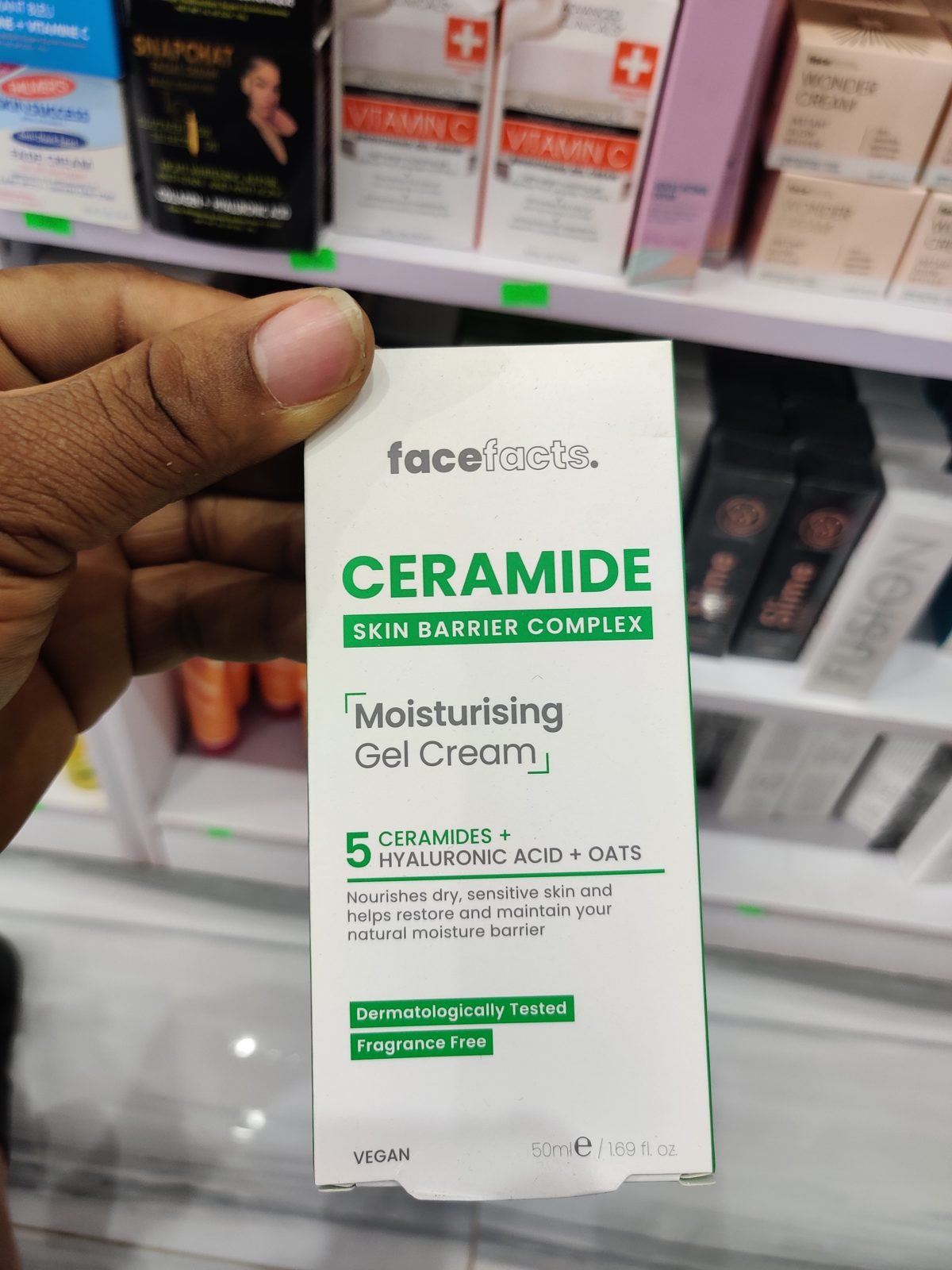 facefacts Ceramide Skin Barrier Complex, Moisturising Gel Cream, 5 Ceramides + Hyaluronic Acid + Oats, Vegan, Fragrance Free 50ml