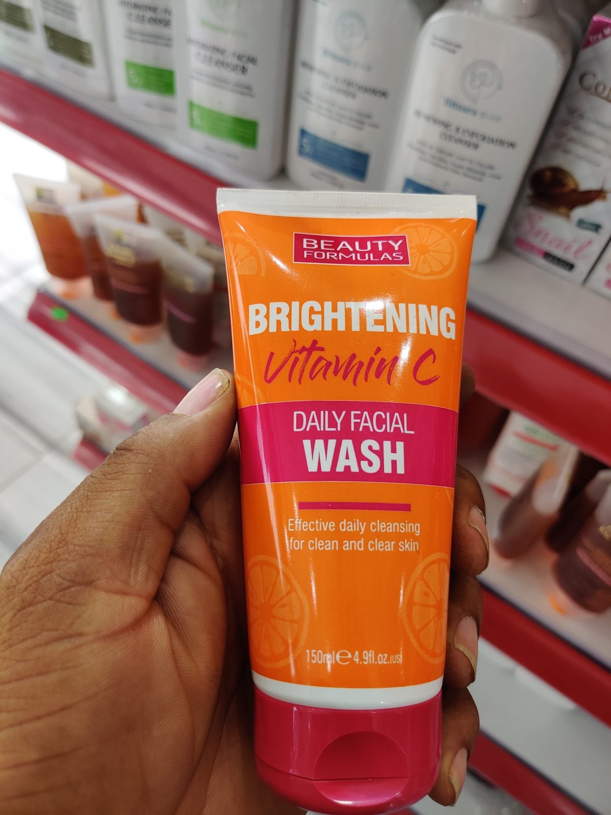 Beauty Formulas Brightening Vitamin C Daily Facial Wash, effective daily cleansing for clean and clear skin 150ml / 4.9 fl.oz