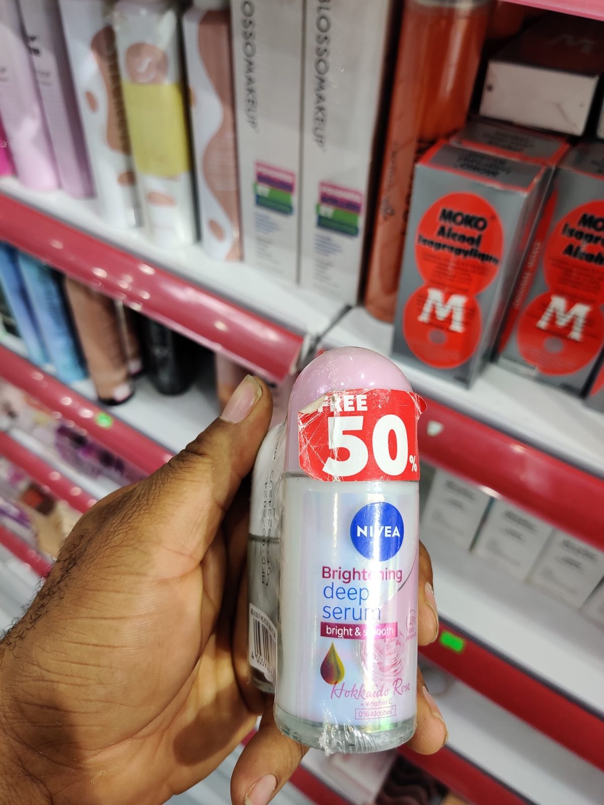 Nivea Brightening Deep Serum roll-on, Hokkaido Rose + Vitamin C