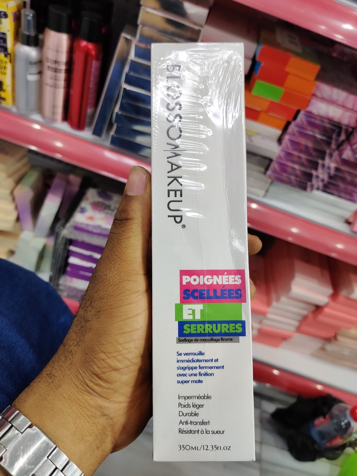 Blossom Makeup Makeup Sealing Mist (French label: poignees scellees et serrures, waterproof, anti-transfer) 350ML