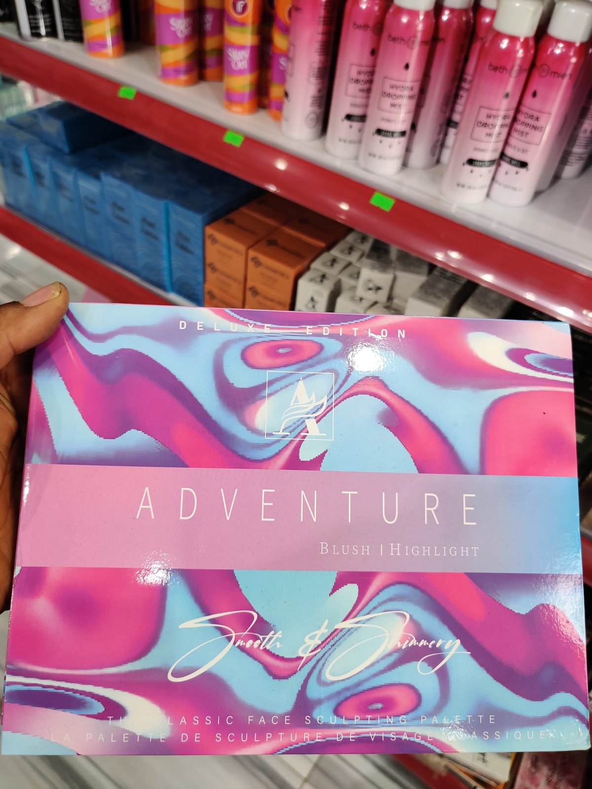 Adventure Blush / Highlight Smooth & Dreamy Deluxe Edition Classic Face Sculpting Palette