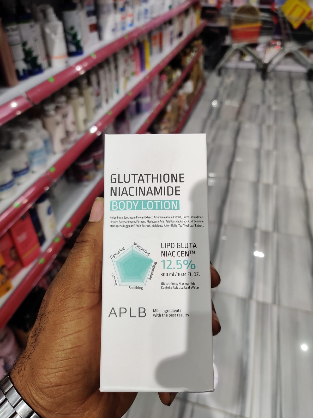 APLB Glutathione Niacinamide Body Lotion Lipo Gluta Niac Cen 12.5% 300ml