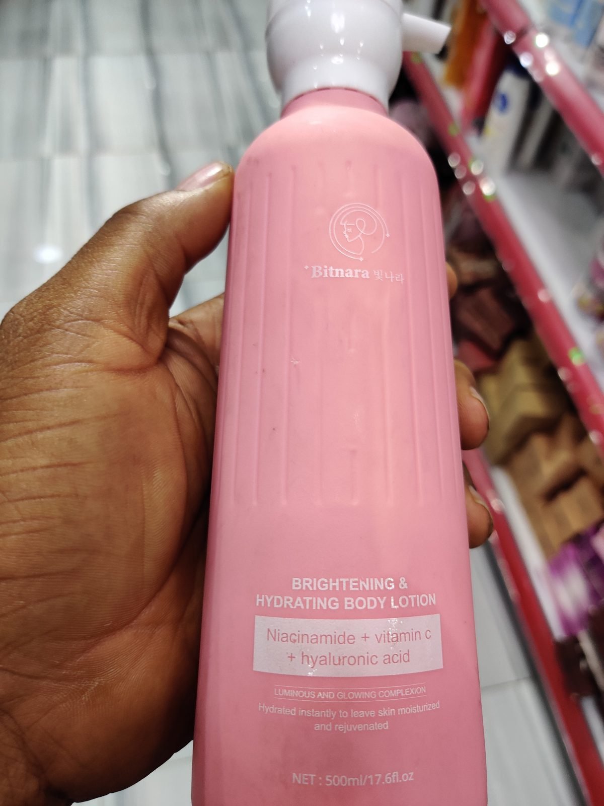 Bitnara Brightening & Hydrating Body Lotion Niacinamide + Vitamin C + Hyaluronic Acid 500ml
