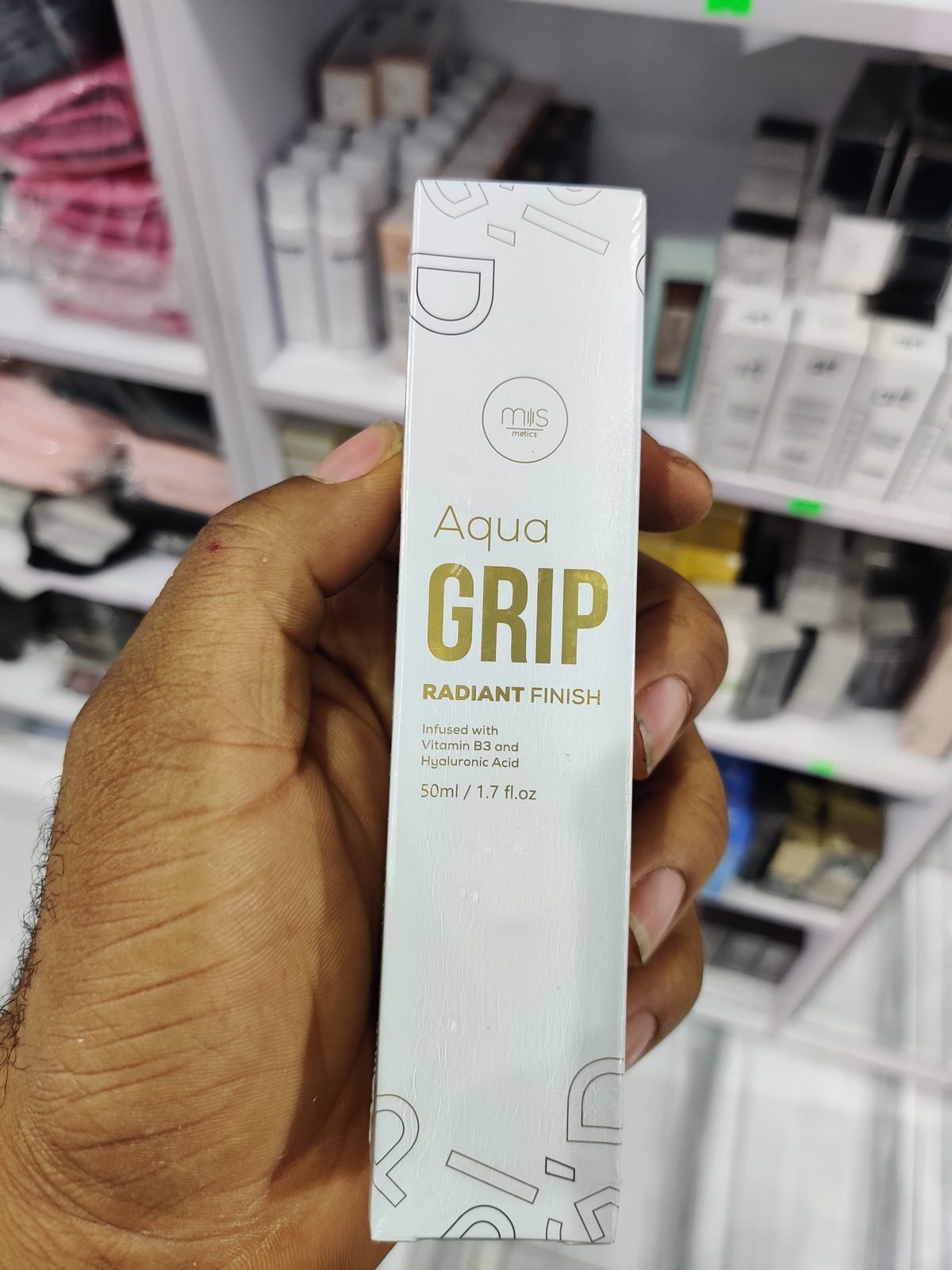 MS Aqua Grip Radiant Finish Vitamin B3 and Hyaluronic Acid 50ml