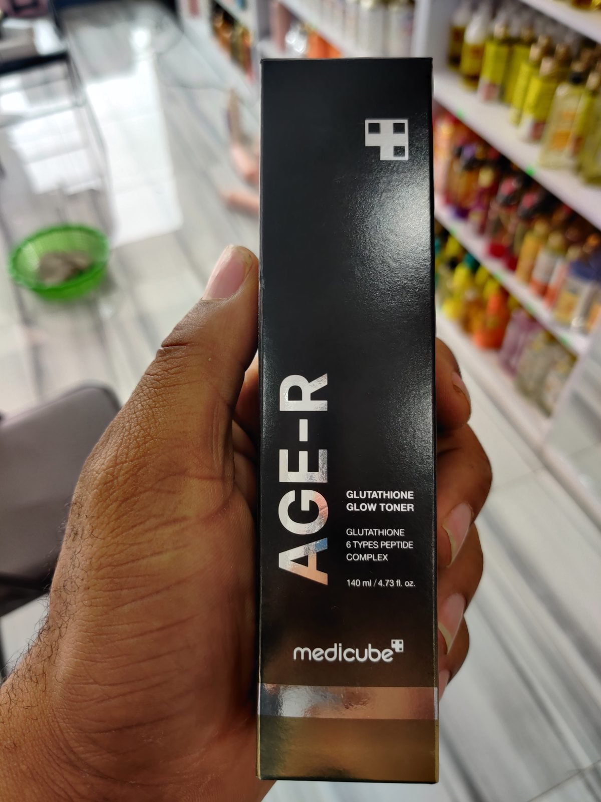 medicube AGE-R Glutathione Glow Toner (Glutathione + 6 Types Peptide Complex) 140 ml / 4.73 fl.oz